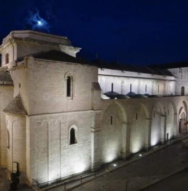 Mare Versus - Basilica del Santo Sepolcro